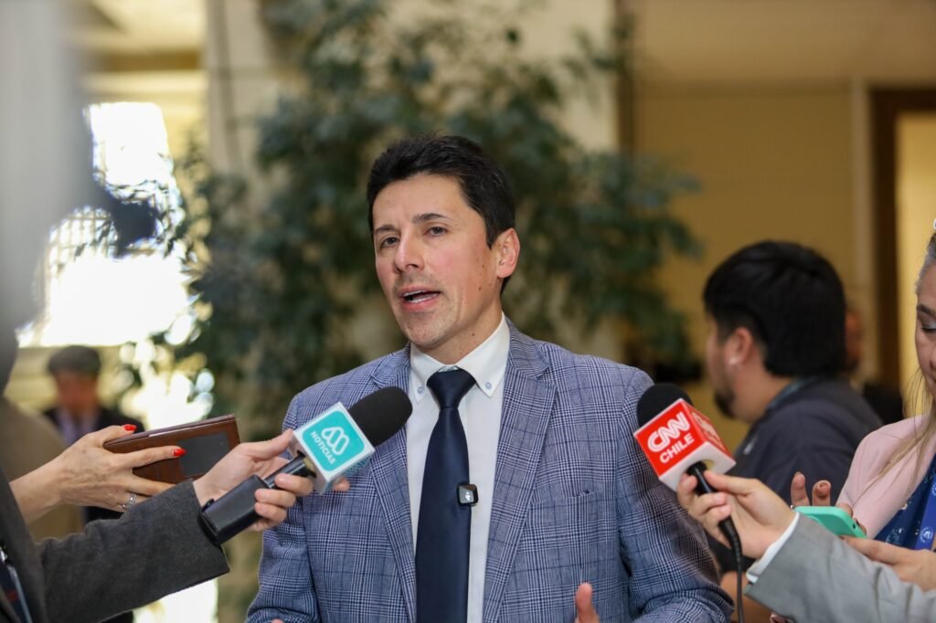 Mauro González aclara información sobre sus inasistencias: ‘Los registros oficiales están disponibles para todos’
